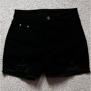 ❁Hey gurl hey! SHEIN Black Distressed Jean Shorts! Size:M, Condition:NEW᪥
